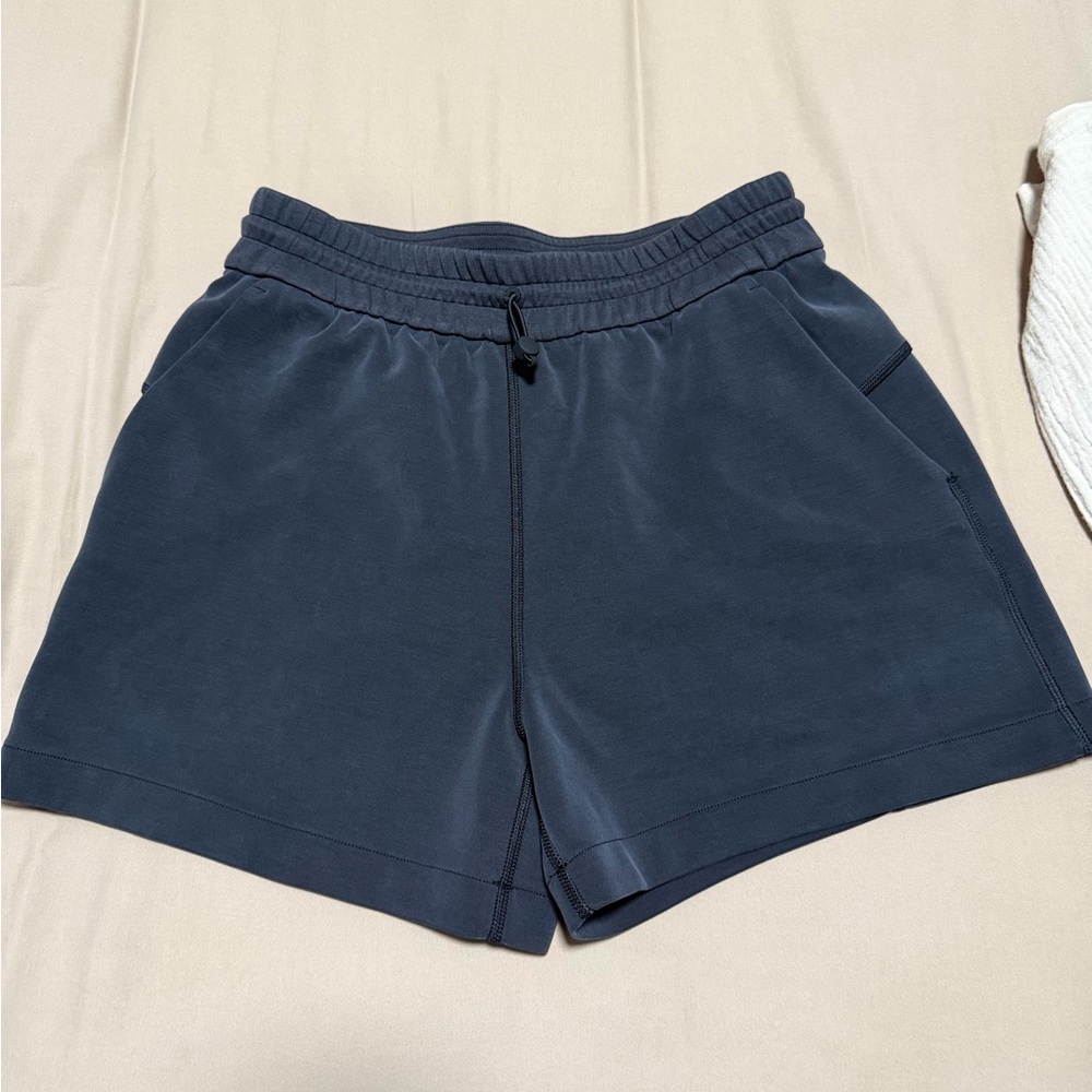 Lululemon Women’s Charcoal Athletic Drawstring Shorts